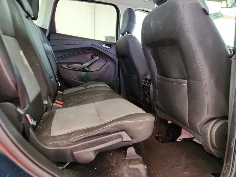 2019 FORD ESCAPE SE 11