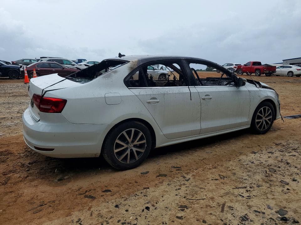 2017 VOLKSWAGEN JETTA SE 3