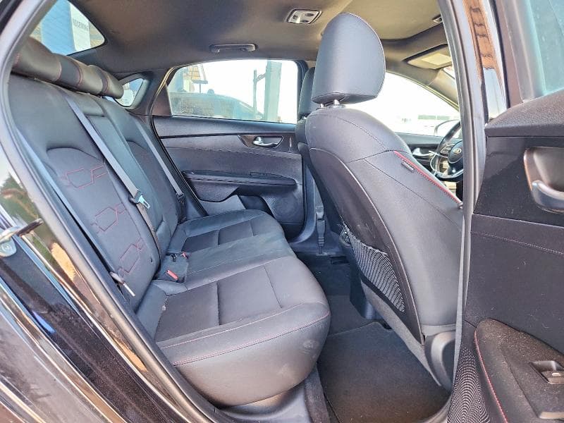 2021 KIA FORTE GT 10