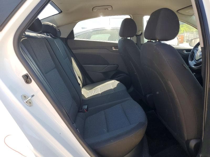 2021 HYUNDAI ACCENT SE 10