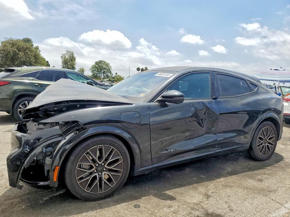 2024 FORD MUSTANG MACH-E PREMIUM - 1
