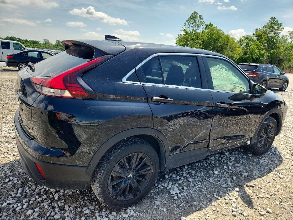 2023 MITSUBISHI ECLIPSE CROSS LE 3