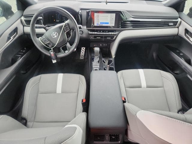 2025 TOYOTA CAMRY SE 8