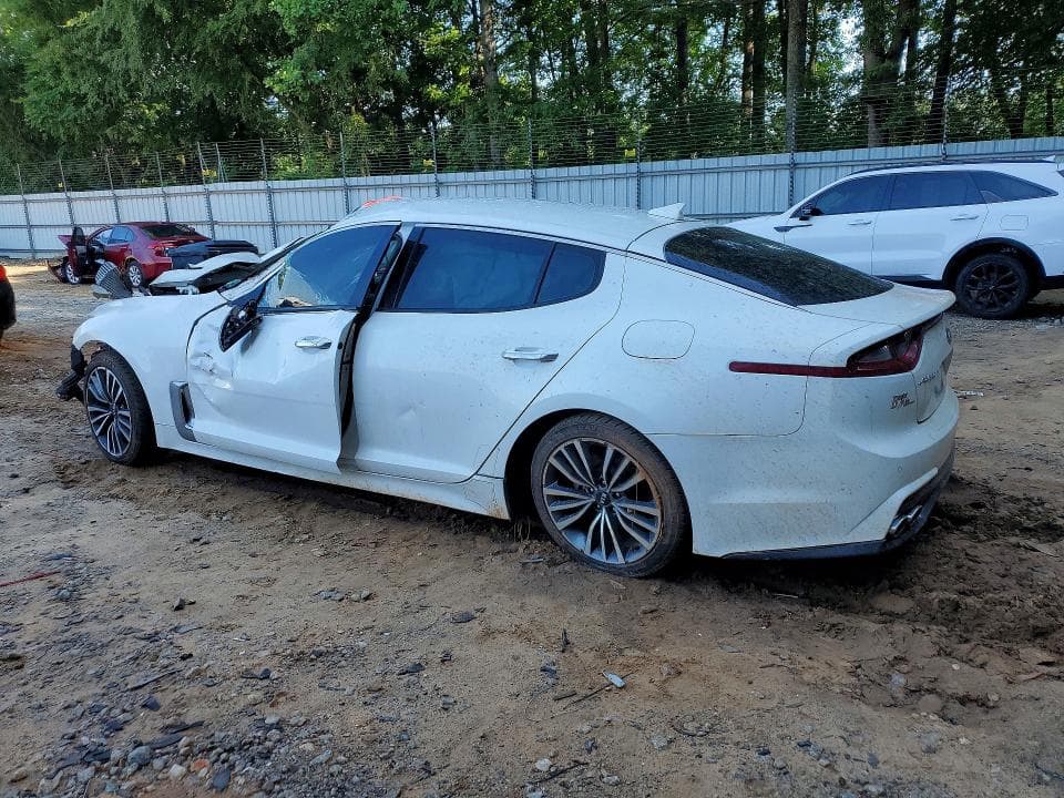 2019 KIA STINGER BASE 2