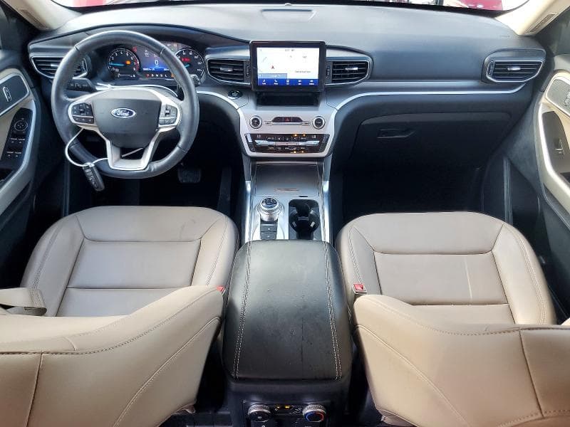 2021 FORD EXPLORER XLT 8
