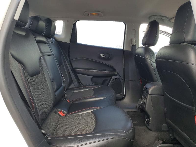 2019 JEEP COMPASS TRAILHAWK 10