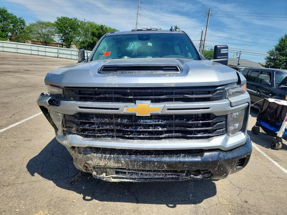 2026 CHEVROLET SILVERADO K2500 CUSTOM 5
