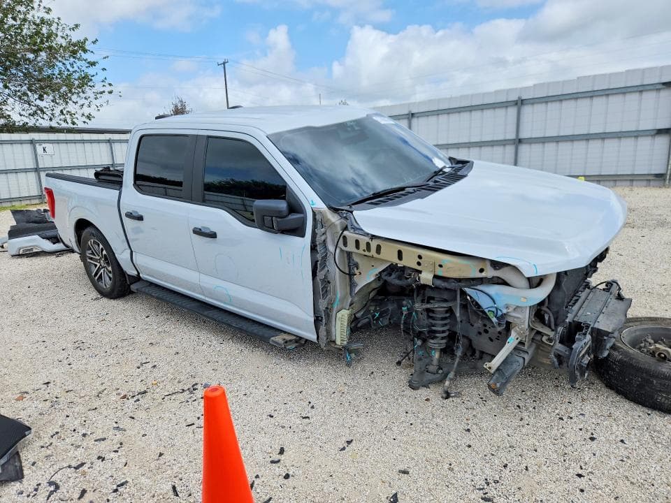 2021 FORD F150 SUPERCREW 4