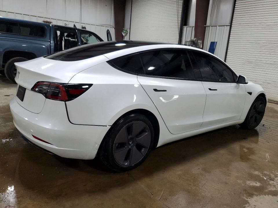 2023 TESLA MODEL 3 3