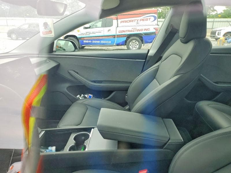 2025 TESLA MODEL 3 7
