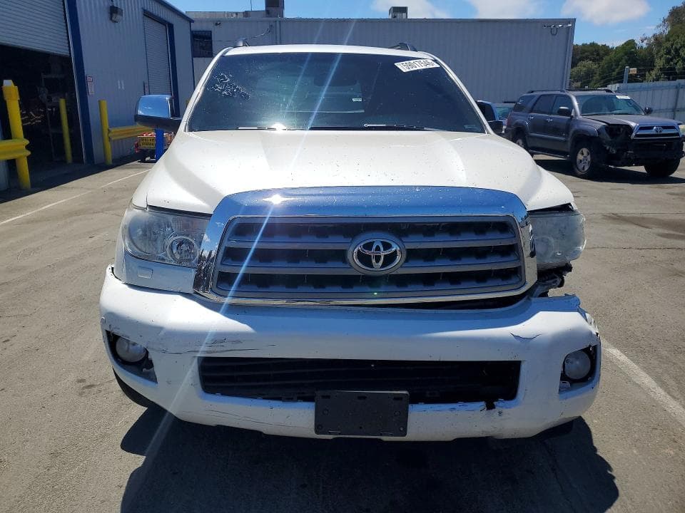 2017 TOYOTA SEQUOIA PLATINUM 5