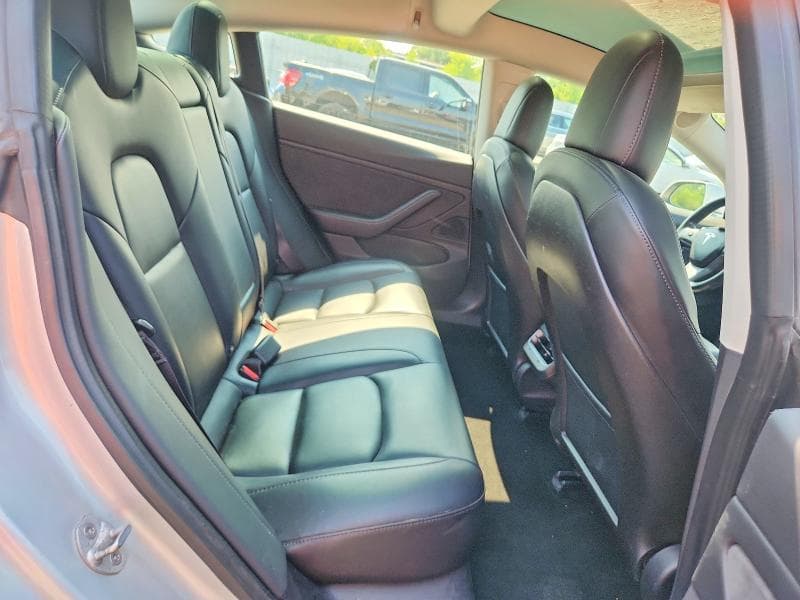 2018 TESLA MODEL 3 10