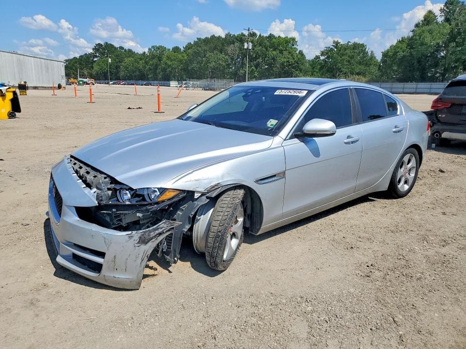 2018 JAGUAR XE - 1