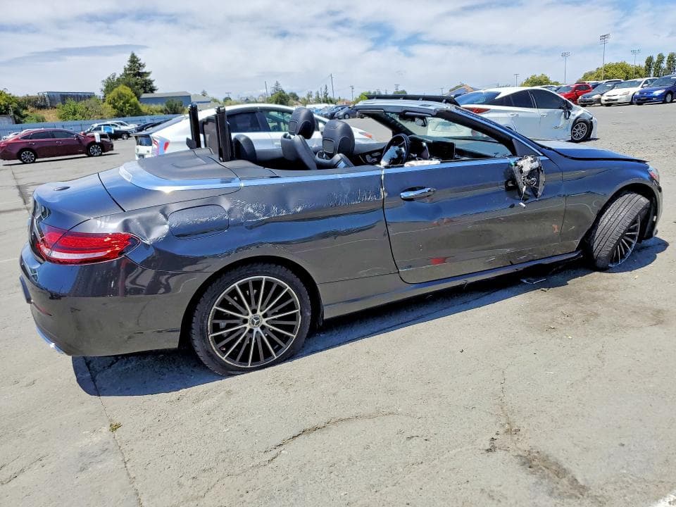 2020 MERCEDES-BENZ C 300 3