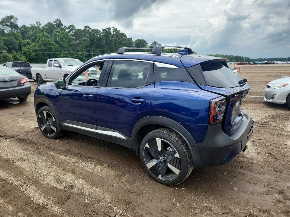 2025 NISSAN KICKS SR 2