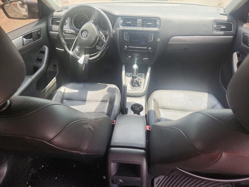2017 VOLKSWAGEN JETTA SE SE 8