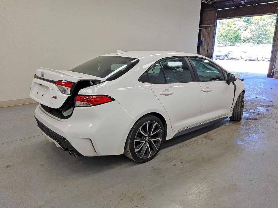 2021 TOYOTA COROLLA SE 3