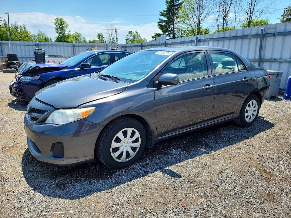 2013 TOYOTA COROLLA