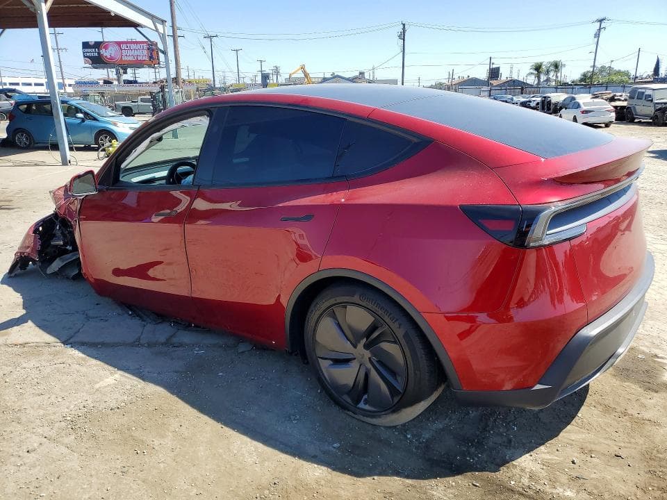 2026 TESLA MODEL Y 2