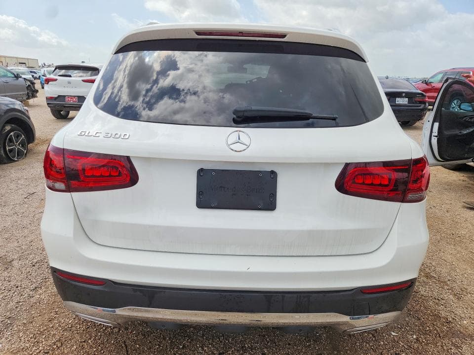 2020 MERCEDES-BENZ GLC 300 6