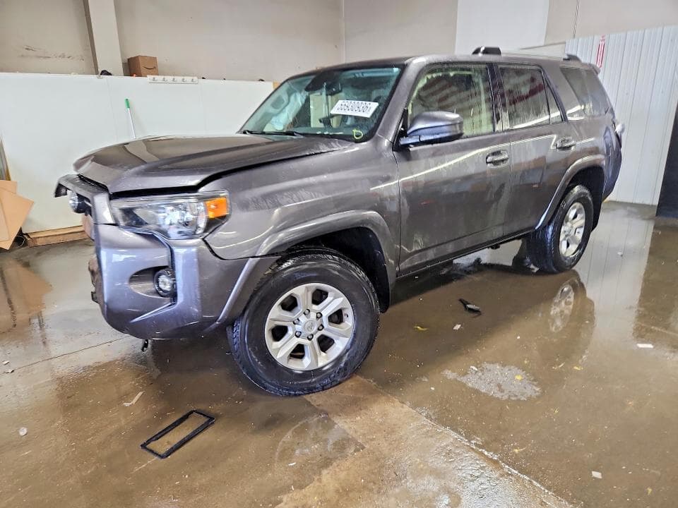 2021 TOYOTA 4RUNNER SR5 - 1