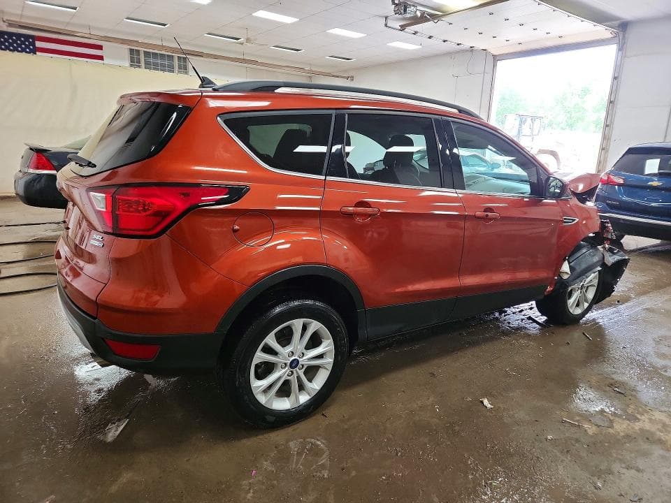 2019 FORD ESCAPE SEL 3