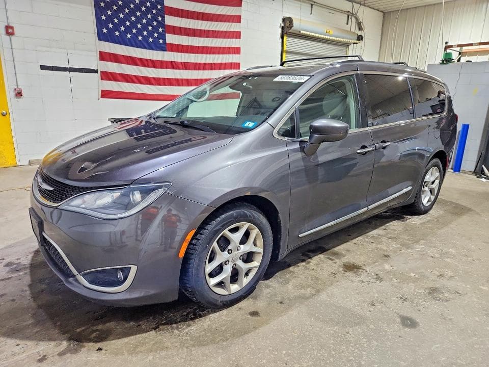 2017 CHRYSLER PACIFICA TOURING L - 1