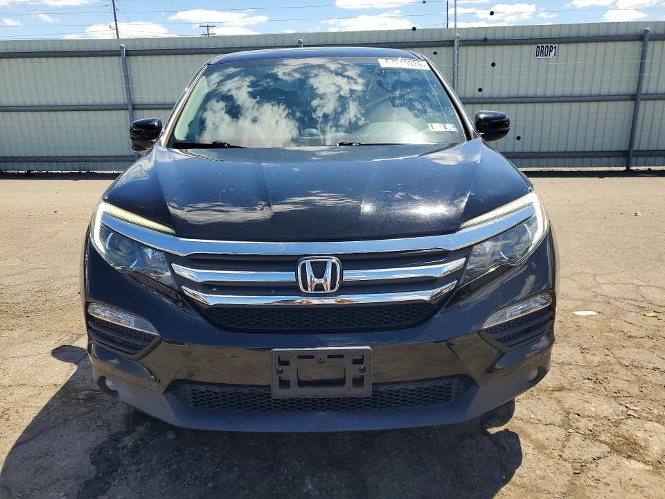 2017 HONDA PILOT EX 5