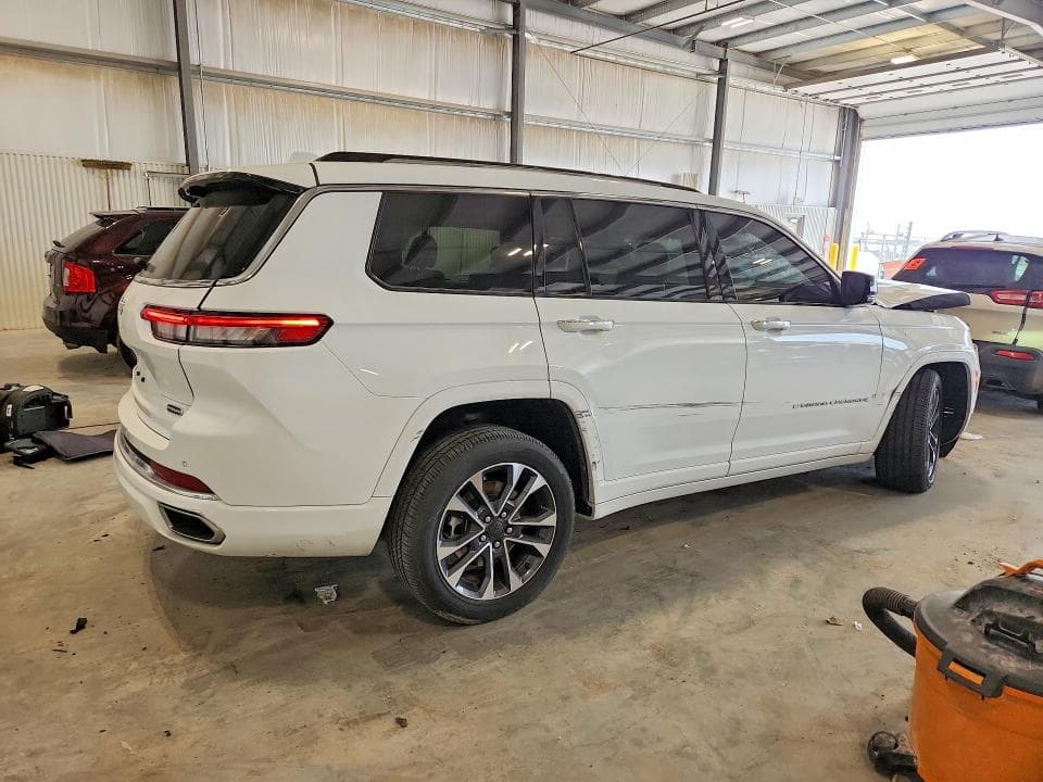 2021 JEEP GRAND CHEROKEE L OVERLAND 3