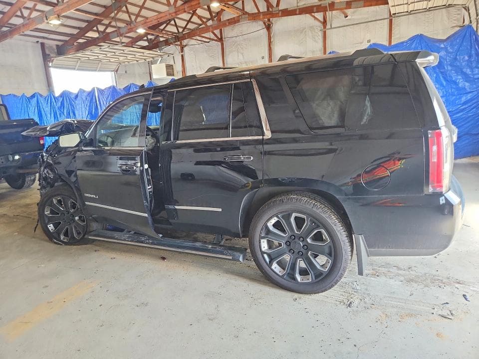2019 GMC YUKON DENALI 2