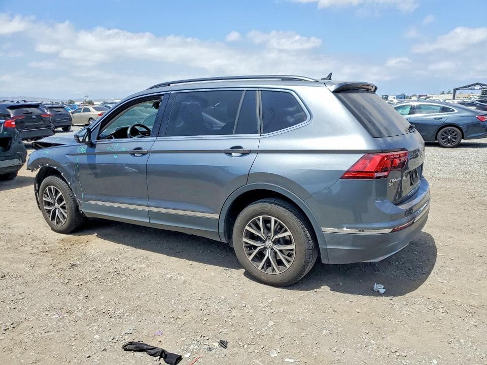 2021 VOLKSWAGEN TIGUAN SE 2