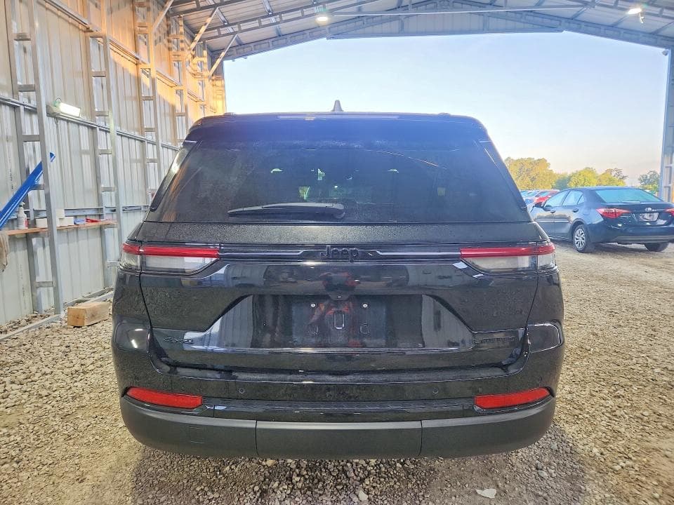 2023 JEEP GRAND CHEROKEE LIMITED 6