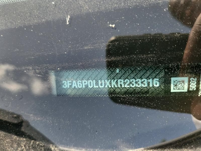 2019 FORD FUSION SE 12