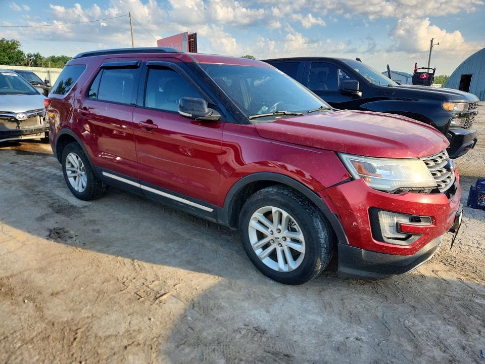 2017 FORD EXPLORER XLT 4