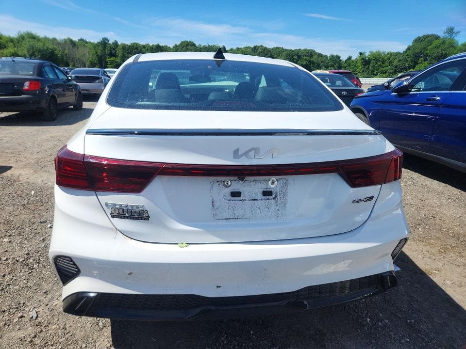 2023 KIA FORTE GT LINE 6