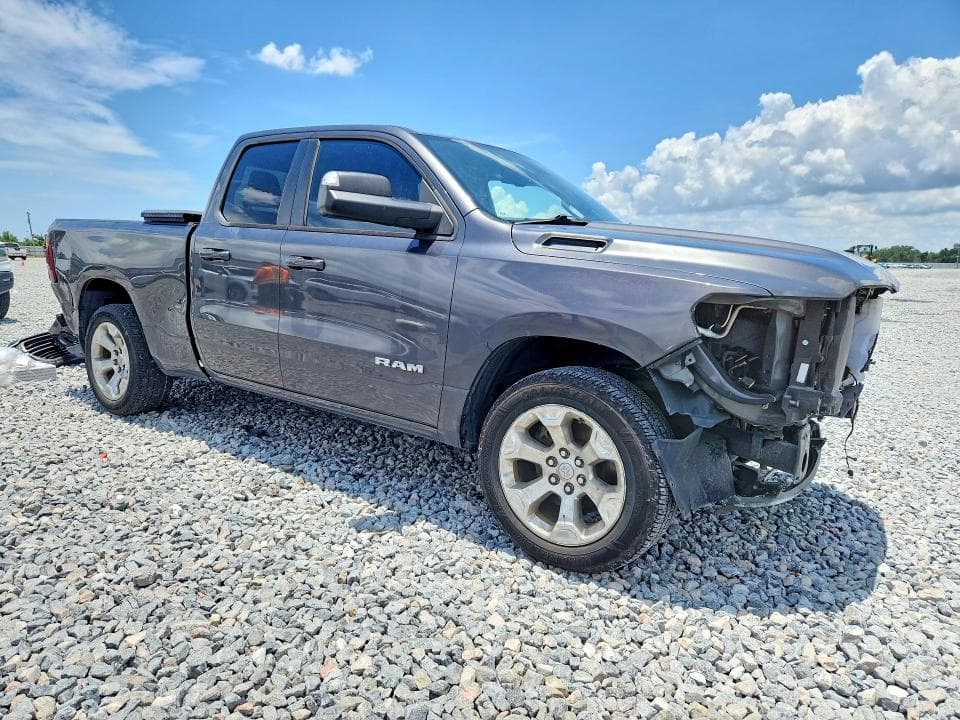 2019 RAM 1500 BIG HORN 4