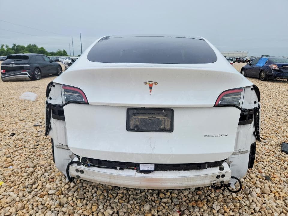 2021 TESLA MODEL Y 6