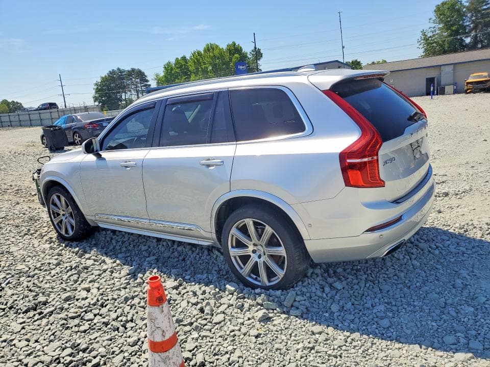 2018 VOLVO XC90 T6 2