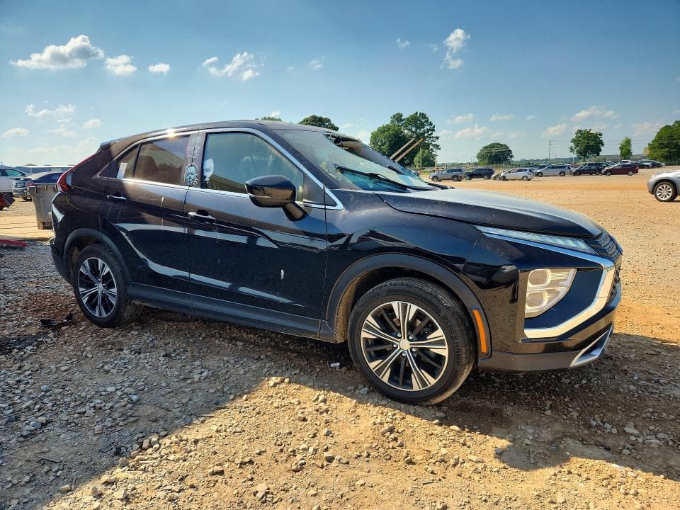 2022 MITSUBISHI ECLIPSE CROSS SE 4