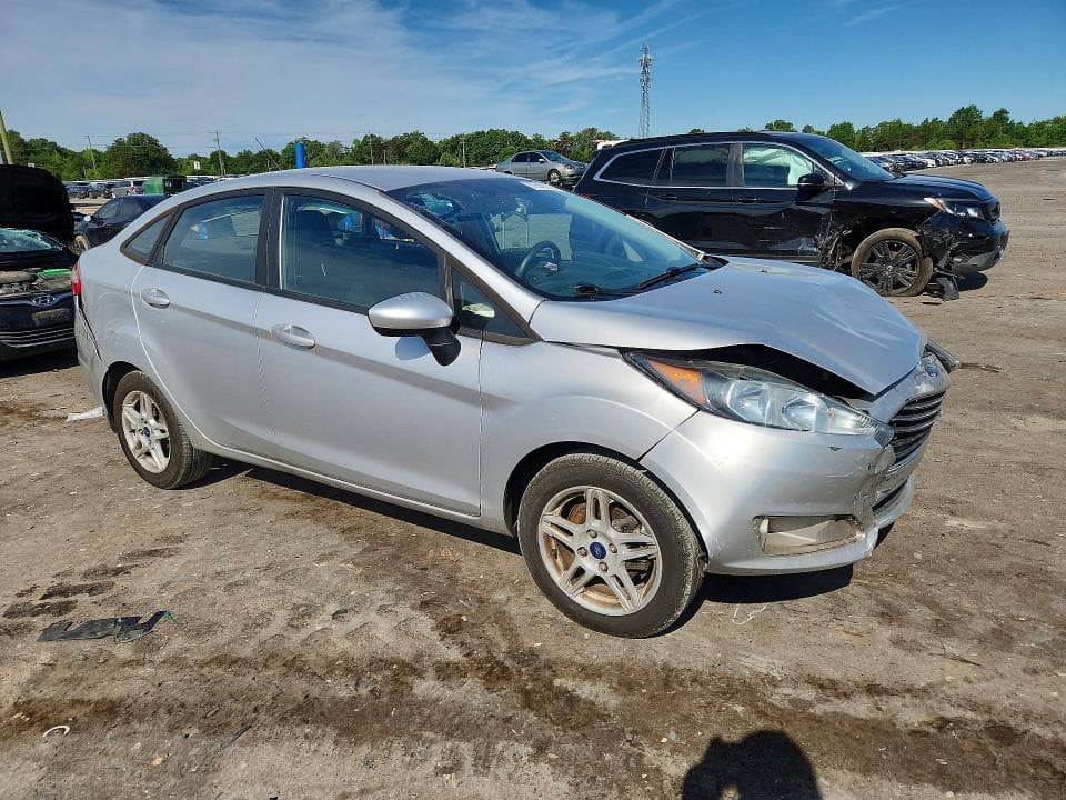 2017 FORD FIESTA SE 4