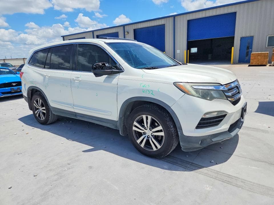 2017 HONDA PILOT EXL 4