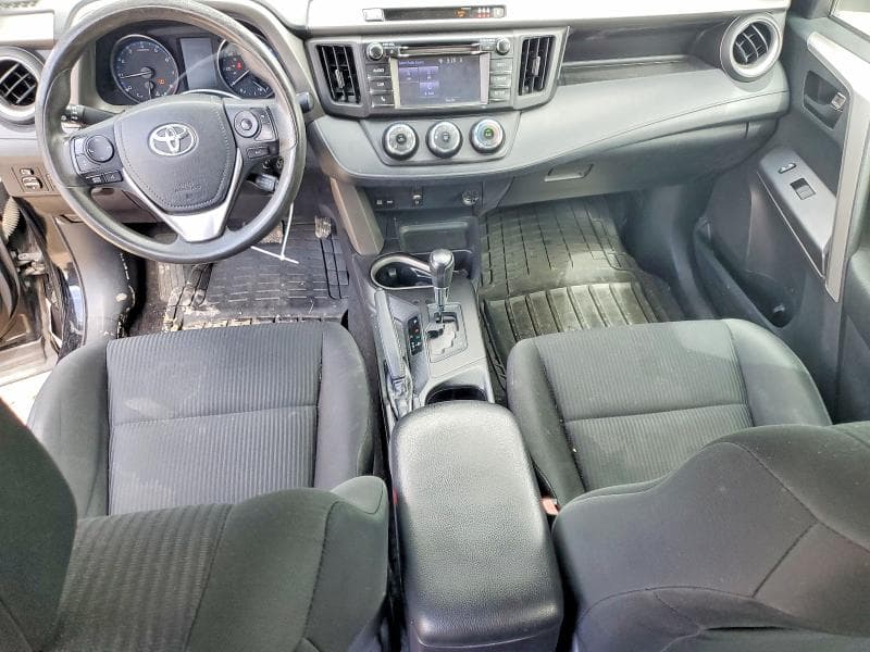 2018 TOYOTA RAV4 LE 8