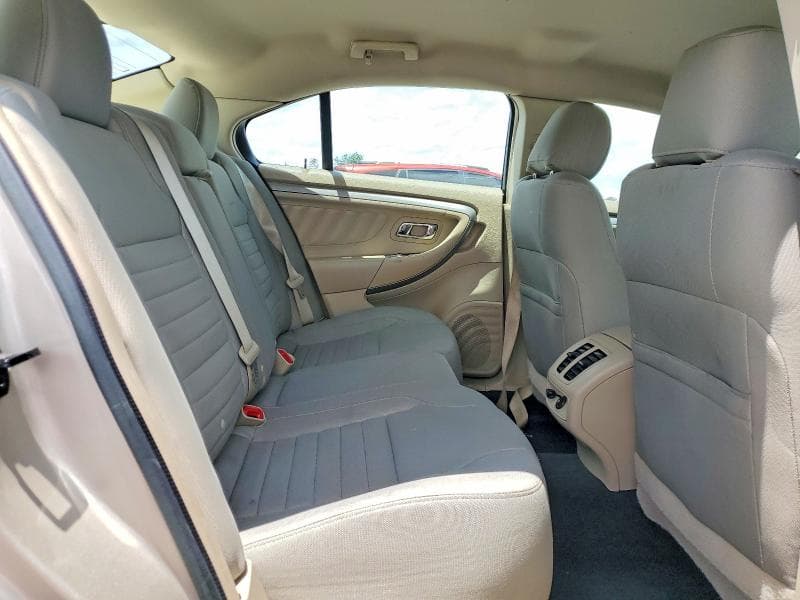 2018 FORD TAURUS SE 10