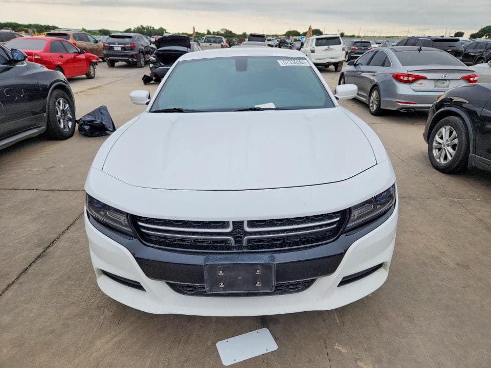 2017 DODGE CHARGER SE 5