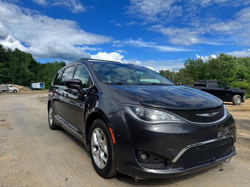 2017 CHRYSLER PACIFICA TOURING L - 1