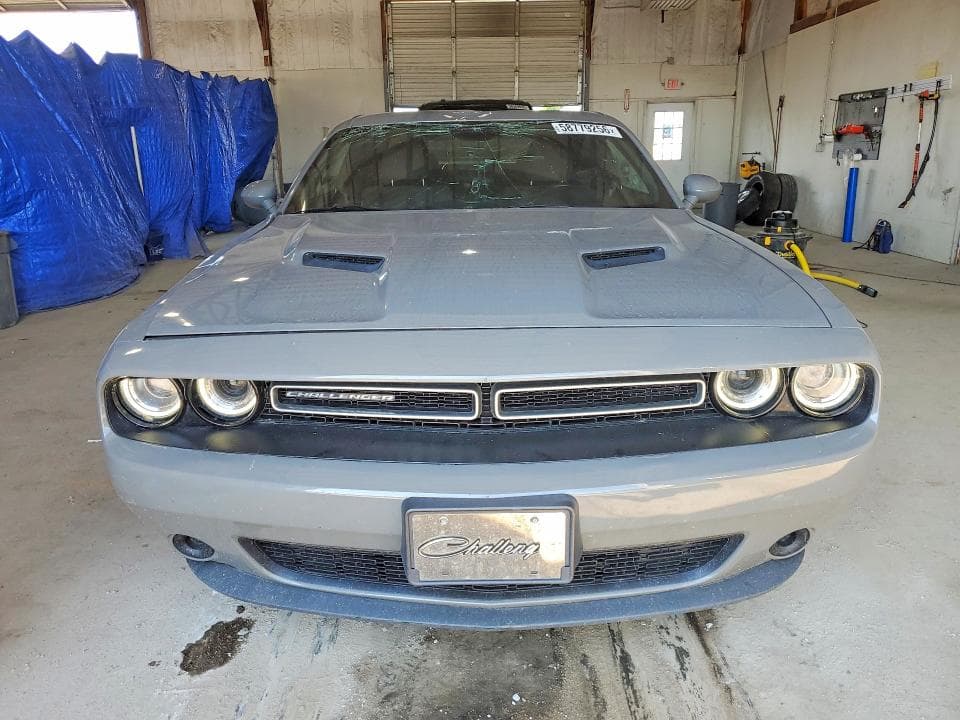 2019 DODGE CHALLENGER SXT 5