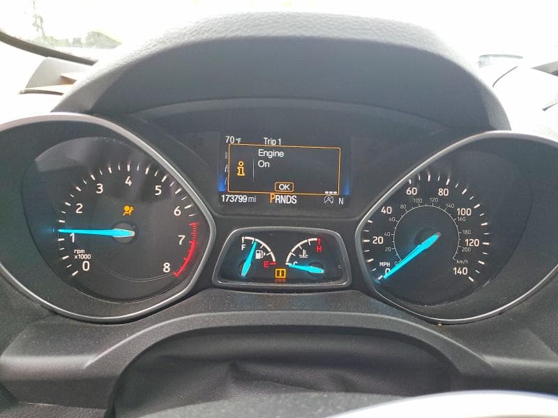 2017 FORD ESCAPE SE 9