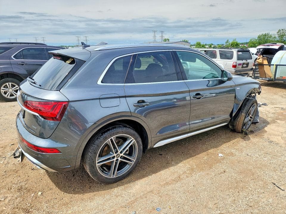 2023 AUDI Q5 E PREMIUM PLUS 55 3