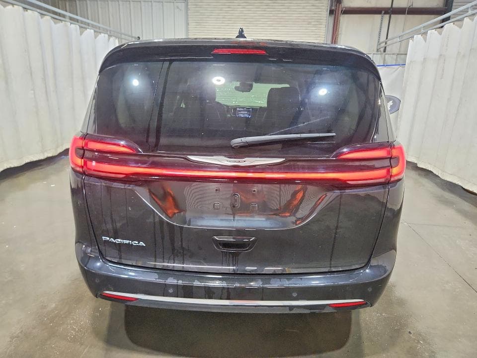 2024 CHRYSLER PACIFICA TOURING L 6