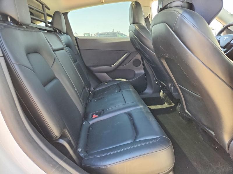 2021 TESLA MODEL Y 10